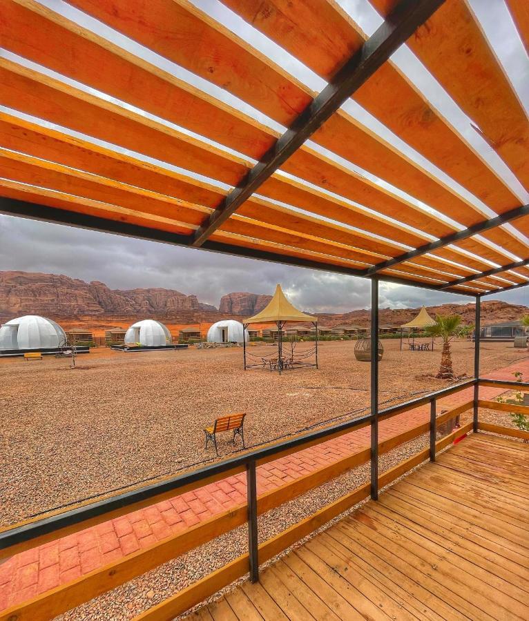 Rum Oasis Luxury Camp Wadi Rum Buitenkant foto