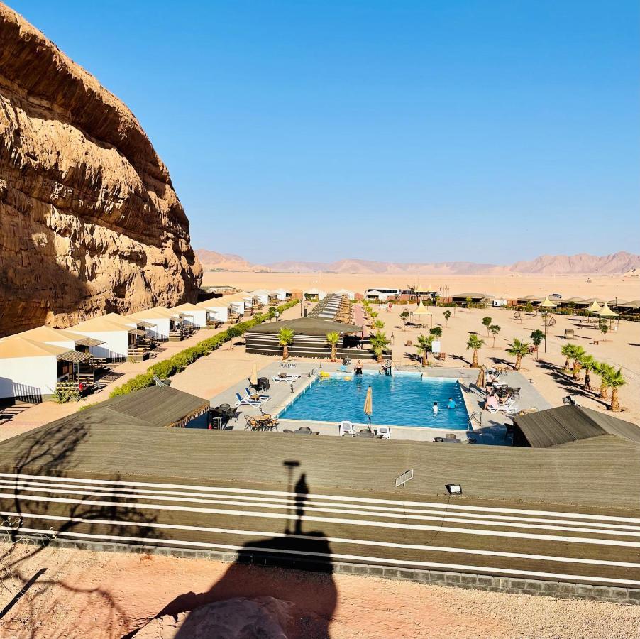 Rum Oasis Luxury Camp Wadi Rum Buitenkant foto