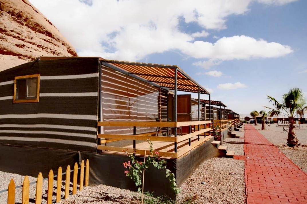 Rum Oasis Luxury Camp Wadi Rum Buitenkant foto