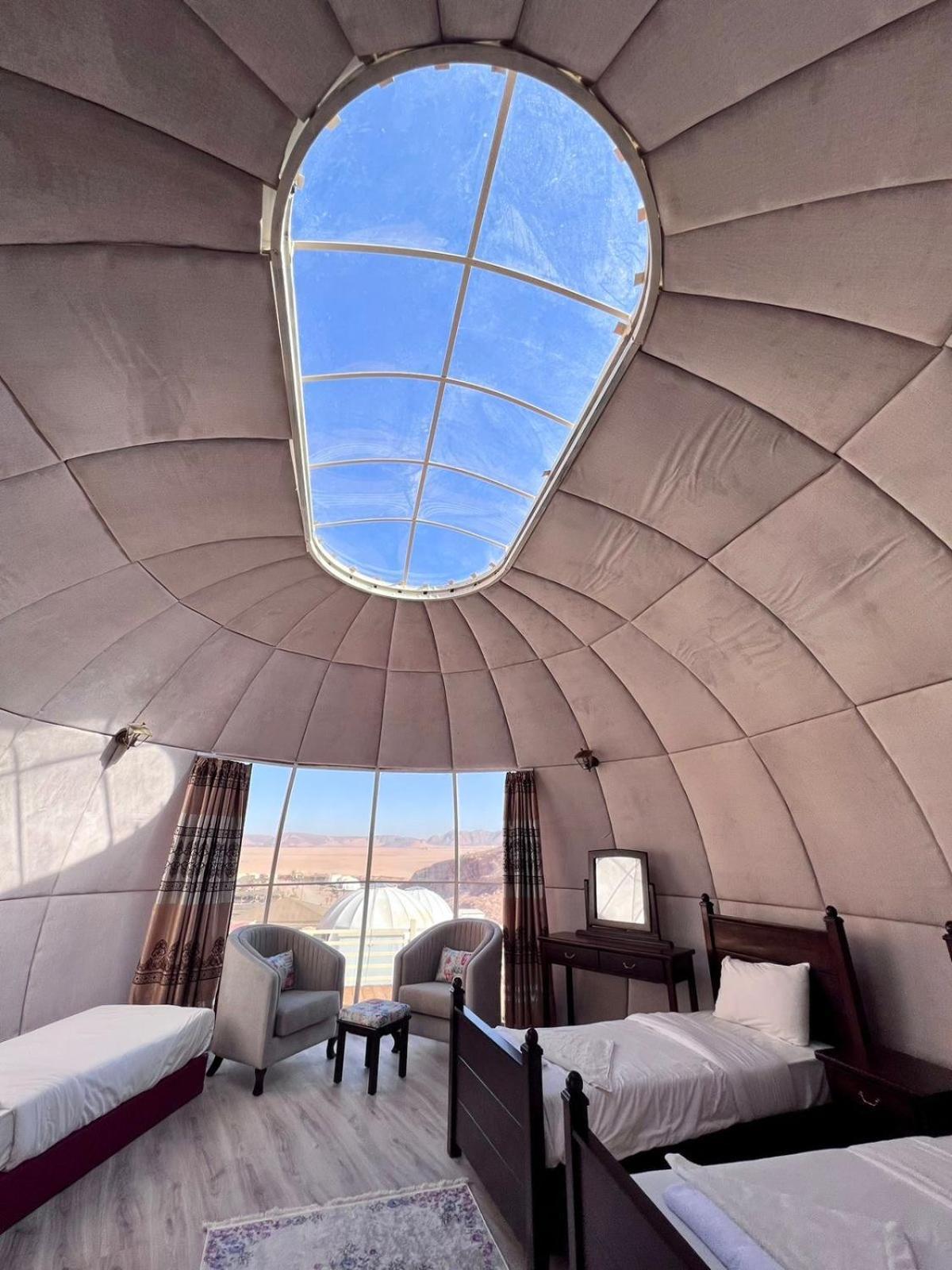 Rum Oasis Luxury Camp Wadi Rum Buitenkant foto