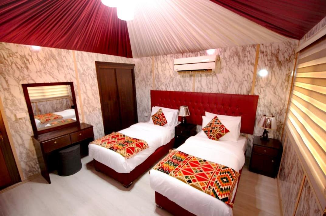Rum Oasis Luxury Camp Wadi Rum Buitenkant foto