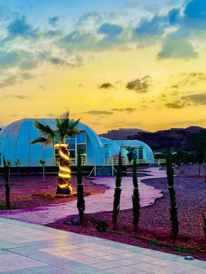 Rum Oasis Luxury Camp Wadi Rum Buitenkant foto