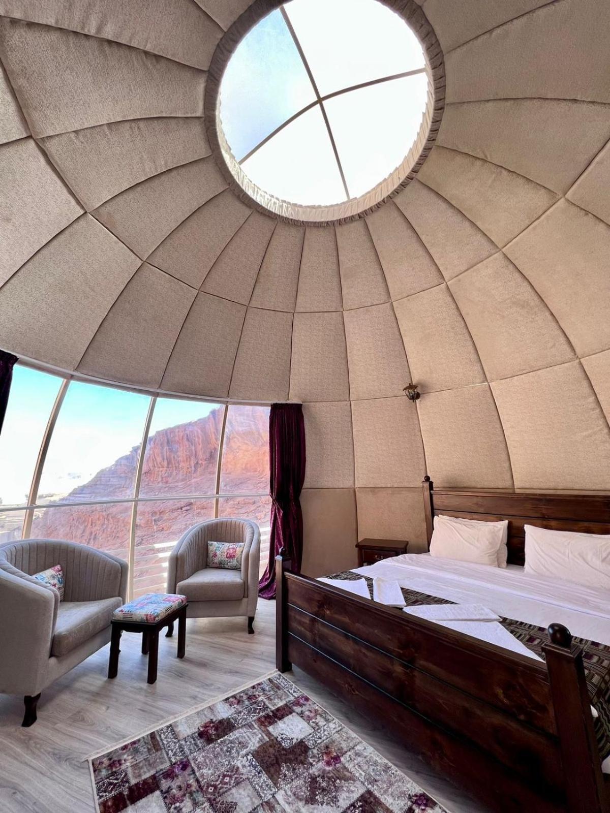 Rum Oasis Luxury Camp Wadi Rum Buitenkant foto