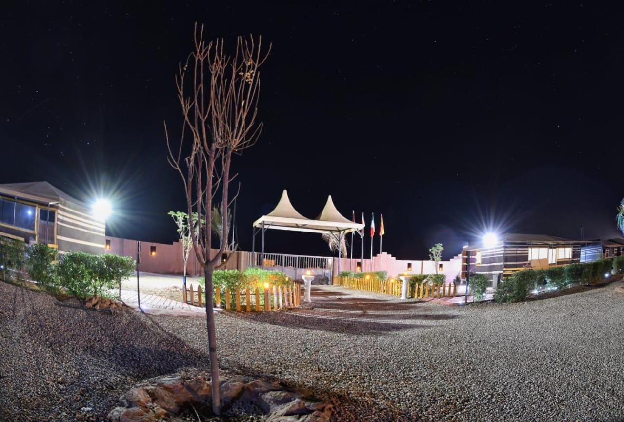 Rum Oasis Luxury Camp Wadi Rum Buitenkant foto